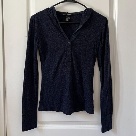 Vintage Y2K Navy Blue Gray Henley Long Sleeves with Hoodie from Urban Behavior - Picture 4 of 7